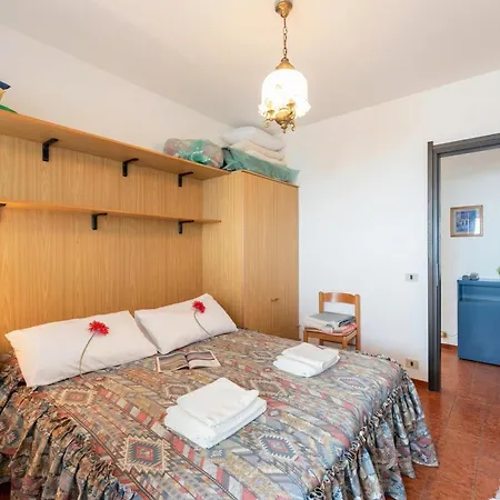 Acqua Marina 800m From The Sea - Happy